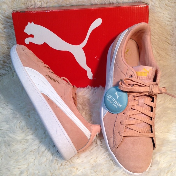 Puma Shoes - 🎉Puma Vikky Casual Sneakers ( Last 1 )
